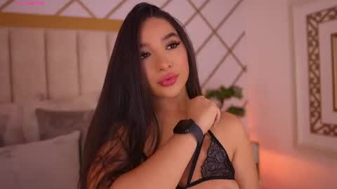 Snapshot of lyrabellini chatting on July 18, 2026, 11:03 am online show from July 18, 2026, 11:03 am