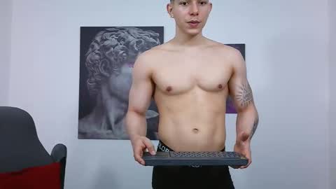 Lysan online show from December 20, 2025, 5:09 pm