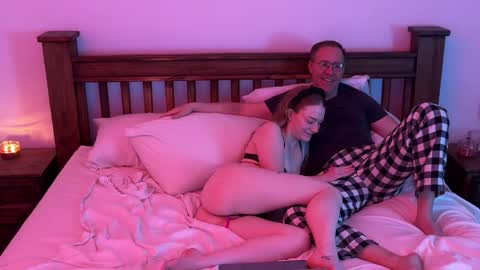 Mars and Venus online show from February 25, 2026, 3:38 am