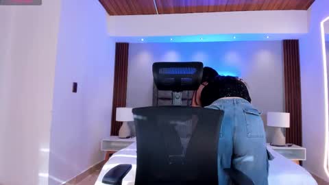 Lyssa  Everyday From 0700 to 1630 Col Time online show from October 24, 2025, 12:56 pm