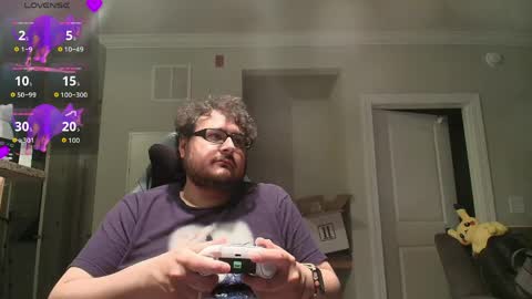 lyxx_2 online show from April 29, 2026, 1:53 am