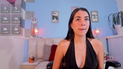 Lizzy smith  online show from December 28, 2024, 1:06 pm