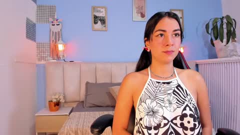 Lizzy smith  online show from January 8, 2025, 10:37 pm