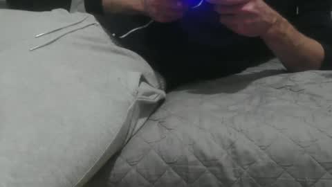 m4dh4tter24 online show from December 7, 2024, 9:00 pm