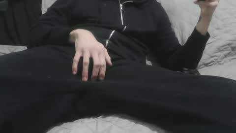 m4dh4tter24 online show from January 4, 2025, 9:52 pm