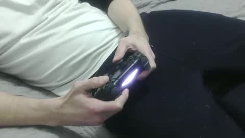 m4dh4tter24 online show from January 26, 2025, 9:51 pm