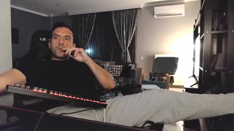 Snapshot of m4st3r_0f_d0m1n4nc3 chatting on December 3, 2024, 7:33 pm ready to cum online show from December 3, 2024, 7:33 pm