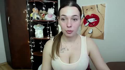 Vikki online show from March 4, 2025, 11:08 am