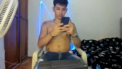 itgram pezlo josue online show from October 4, 2025, 9:02 pm