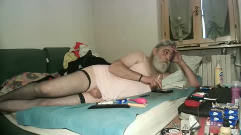 maax1970 online show from December 28, 2024, 3:59 pm