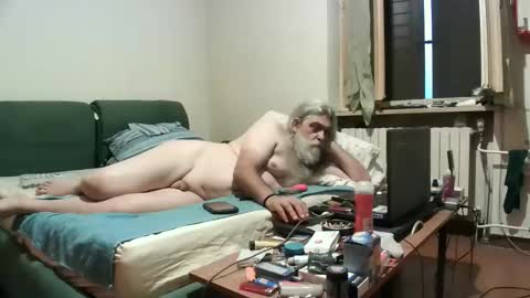 maax1970 online show from September 22, 2025, 5:31 am