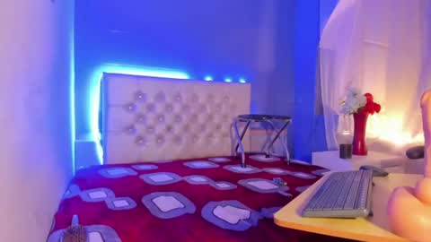 mabbelnova online show from July 31, 2026, 9:47 pm