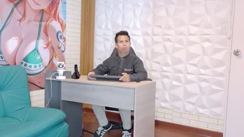 mabelineyesgreen303av online show from November 4, 2025, 1:05 am