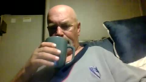 mac online show from April 12, 2026, 11:37 am