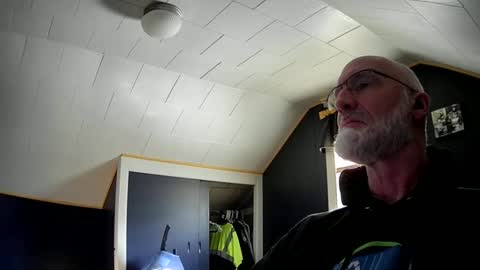 mac8181 online show from February 18, 2025, 2:27 pm