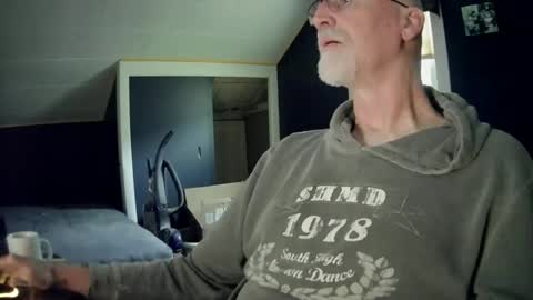 mac8181 online show from May 10, 2026, 10:53 am