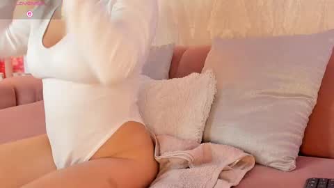 Snapshot of maca_bloom chatting on October 27, 2025, 12:09 pm Maca online show from October 27, 2025, 12:09 pm