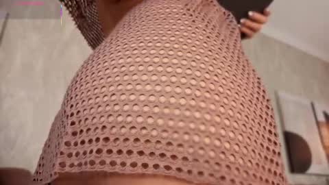 Snapshot of maca_bloom chatting on November 27, 2025, 11:45 am Maca online show from November 27, 2025, 11:45 am