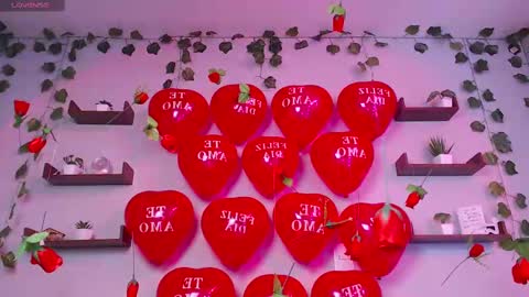 Macey Elliot Modelo Independiente online show from February 14, 2025, 6:40 pm