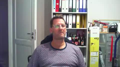 Snapshot of macfly67 chatting on February 3, 2026, 6:46 pm macfly67 online show from February 3, 2026, 6:46 pm