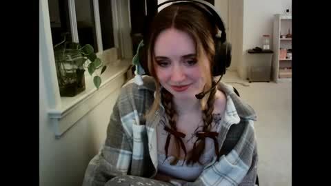 maia online show from May 7, 2026, 5:57 am