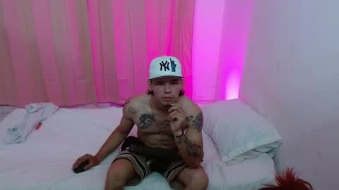 Snapshot of machine_gun27 chatting on January 12, 2025, 1:42 am machine_gun27 online show from January 12, 2025, 1:42 am