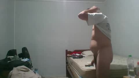 MACHOLIVRE online show from February 16, 2025, 2:42 am