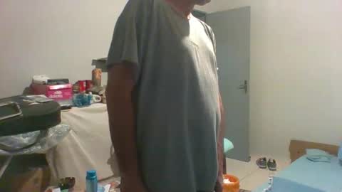 MACHOLIVRE online show from April 12, 2026, 6:40 am