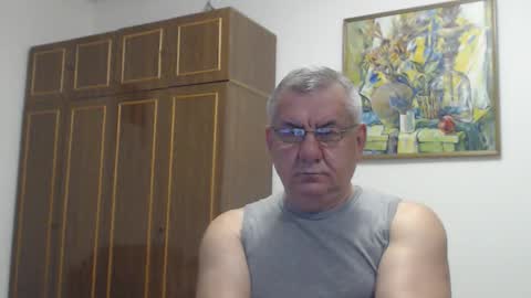 Macho online show from September 29, 2025, 8:24 pm
