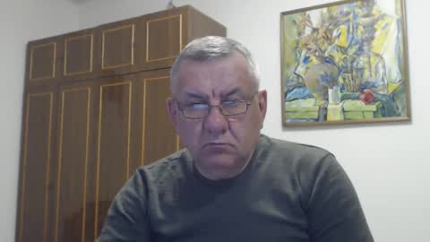 Macho online show from February 18, 2026, 7:10 pm