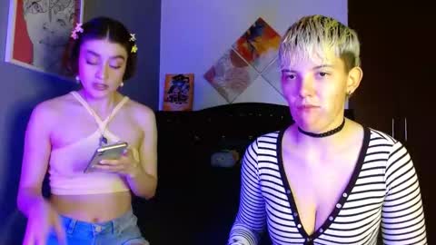 Snapshot of mackenziemoon chatting on October 22, 2025, 9:58 pm Noah Askew online show from October 22, 2025, 9:58 pm