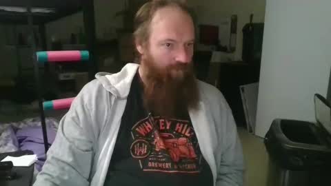 mackhere4u online show from November 18, 2025, 4:28 am