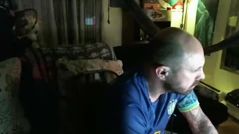 Snapshot of mad_dem0n chatting on March 10, 2025, 7:07 pm Manuel online show from March 10, 2025, 7:07 pm