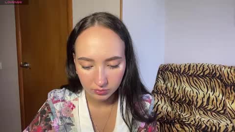 Snapshot of madalyneaks chatting on June 9, 2026, 6:03 am Lilo online show from June 9, 2026, 6:03 am