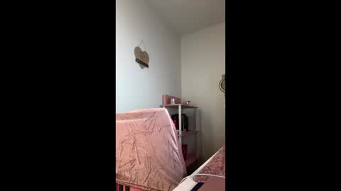 Snapshot of madam_glam chatting on February 20, 2026, 2:17 pm madam_glam online show from February 20, 2026, 2:17 pm