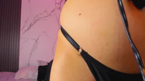 Snapshot of madame_lilith chatting on May 3, 2026, 11:27 am madame lilith online show from May 3, 2026, 11:27 am