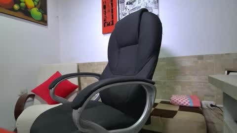 Snapshot of madame_lilly_ chatting on March 9, 2026, 1:15 pm LILLY online show from March 9, 2026, 1:15 pm