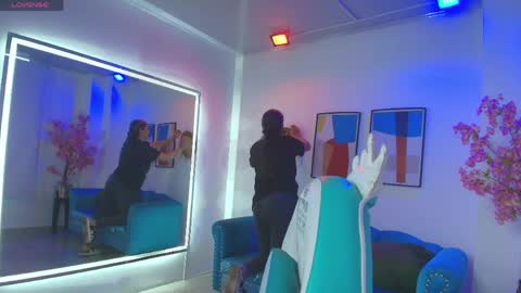 Snapshot of madame_scarllet chatting on April 25, 2026, 11:46 am Madame Scarllet online show from April 25, 2026, 11:46 am