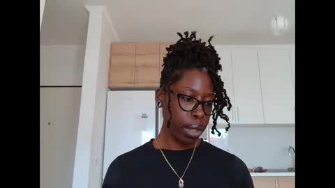 Snapshot of madamindigo chatting on February 21, 2026, 10:38 am YourMadamIndigo online show from February 21, 2026, 10:38 am