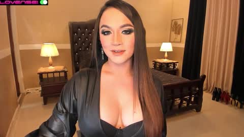 Alison Kloss online show from November 8, 2025, 11:25 pm