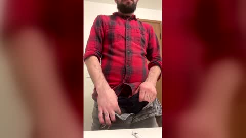 madbanjo online show from April 21, 2026, 7:28 pm