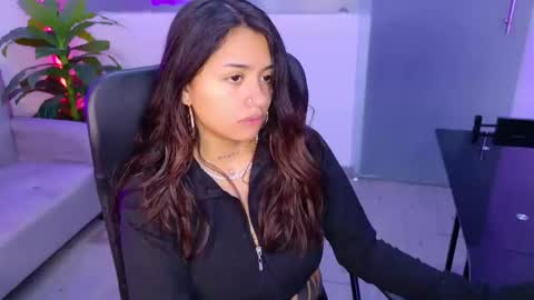 maddiee_jackson online show from October 17, 2025, 2:37 am