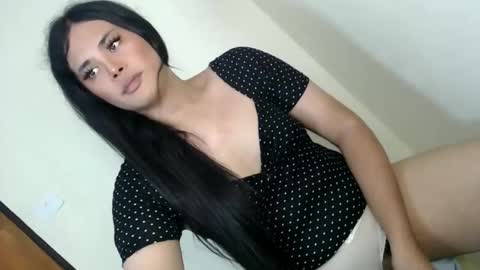 Im ZY DONT FORGET TO FOLLOW ME - online show from October 18, 2025, 4:59 am