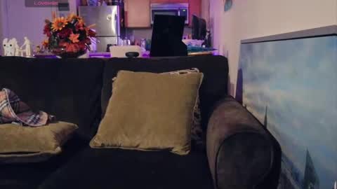 Matilda Messina online show from October 9, 2025, 1:58 am