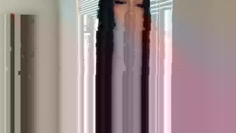 Snapshot of maddiexbell chatting on June 6, 2026, 9:52 pm maddiexbell online show from June 6, 2026, 9:52 pm