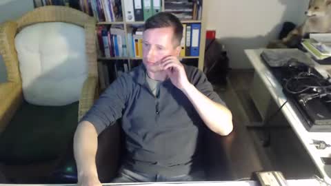 Snapshot of maddmax8 chatting on December 5, 2024, 6:11 pm Mad4You online show from December 5, 2024, 6:11 pm