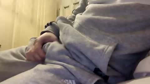 maddogg17 online show from February 2, 2026, 8:40 pm