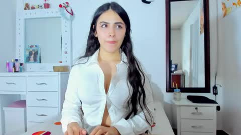 maddy8_ online show from February 8, 2025, 1:54 am