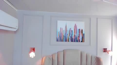 Snapshot of maddy_brooks chatting on October 19, 2025, 7:03 pm Maddy online show from October 19, 2025, 7:03 pm