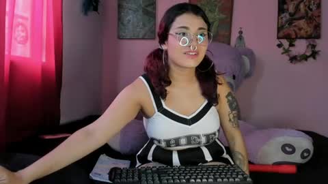 Maddy  online show from May 25, 2026, 9:21 pm